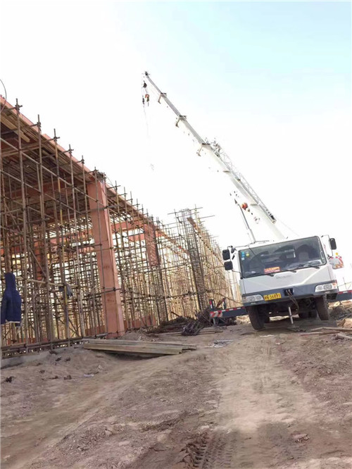 开平区25 吨、50 吨吊车怎么选？多大重量 / 半径适合对应车型？